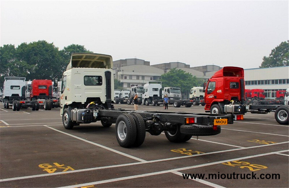 Dongfeng Chenglong M3 tractor 190hp 4x2 truck