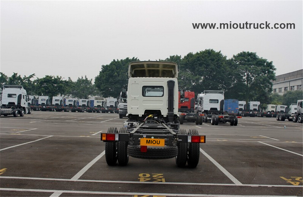 Dongfeng Chenglong M3 tractor 190hp 4x2 truck