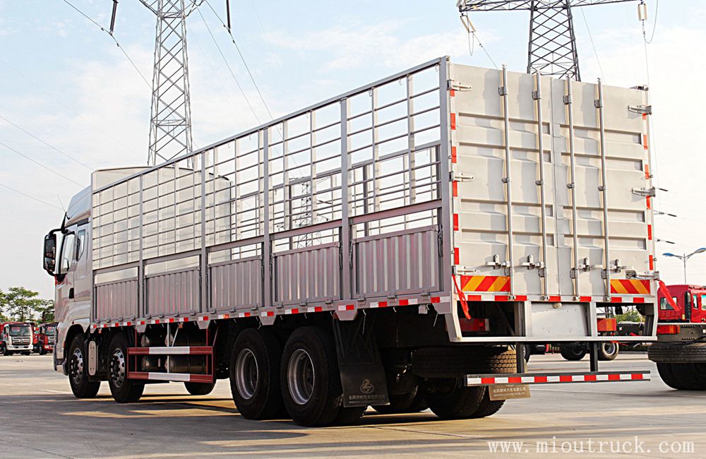 Dongfeng chenglong 8x4 350hp Cargo Truck LZ5310CCYQELA