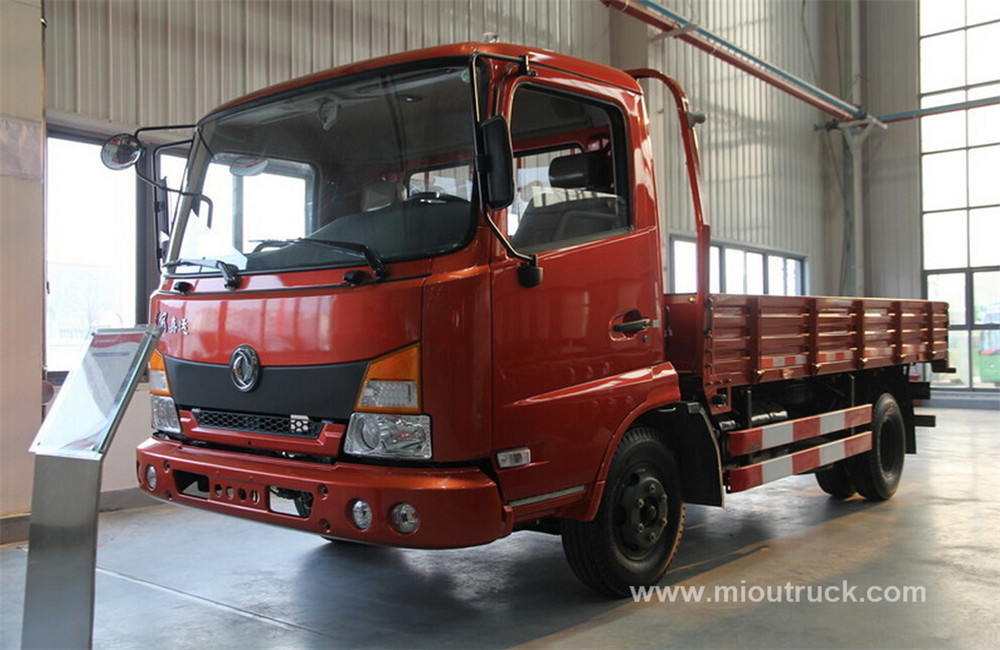 领导品牌东风4×2 130马力 EURO3 2吨小型自卸车
