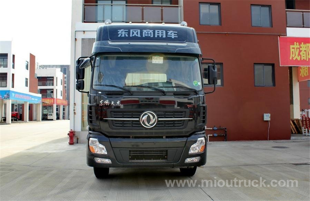 领导品牌东风EURO 4 DFL4251A16 6X4 350马力40吨牵引车