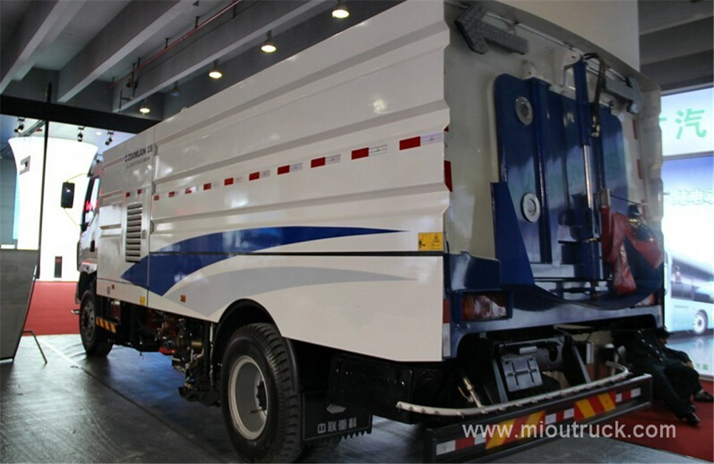 New product china Dongfeng Chenglong 4*2 road sweeping truck