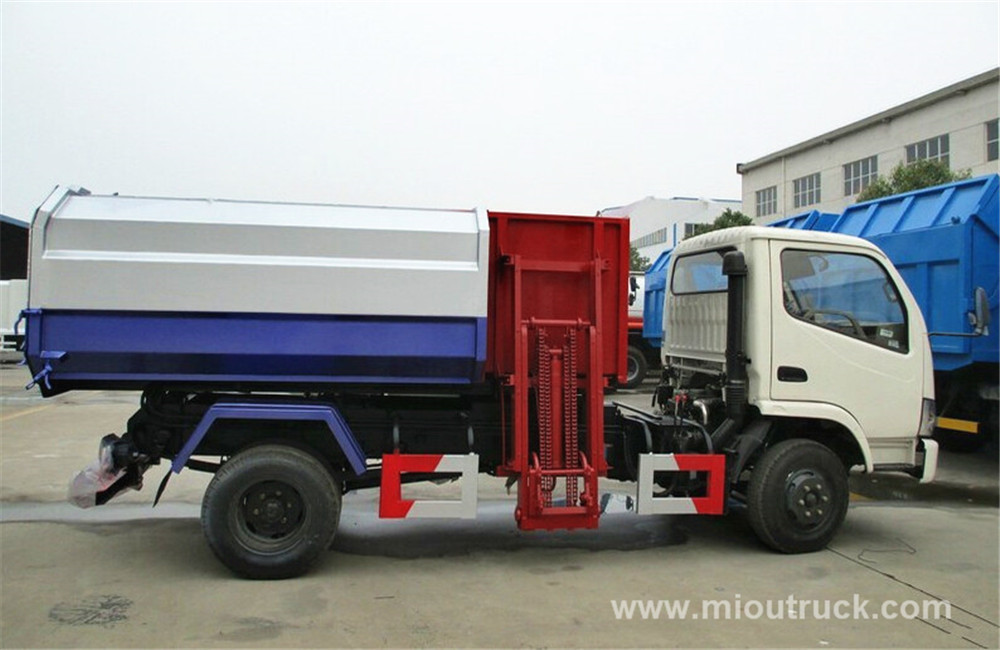 Used Dongfeng 4x2 small garbage truck refuse collector garbage truck for sale