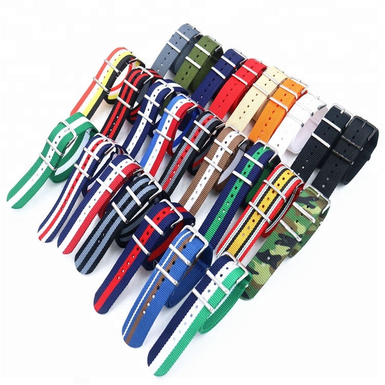 CBAW09 Muilt-Farbe Luxus gestreiften Nylon Nato-Uhrenarmband