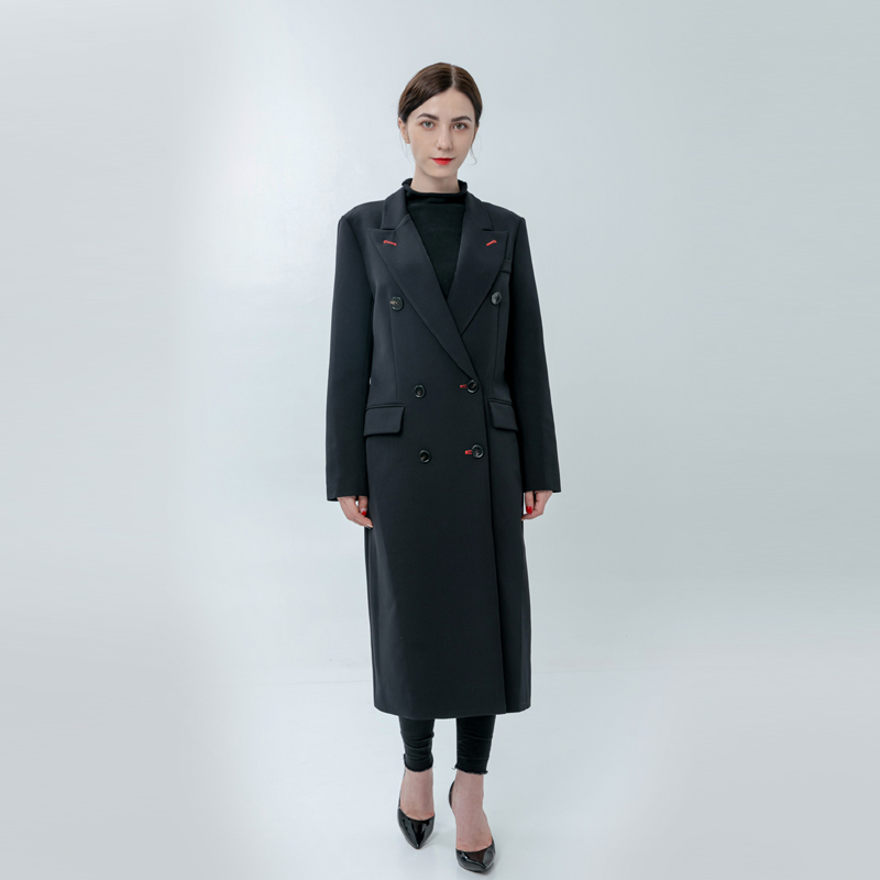 女士经典双排扣大衣