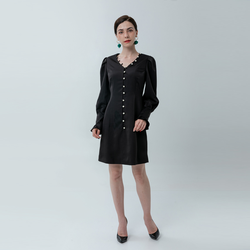 Robe pour femme avec manchette évasée