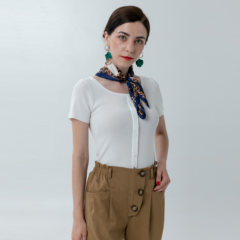 Dames broek met hoge taille en volant tailleband