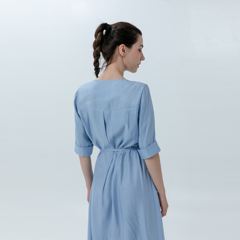 Damen Midi Glanz Kleid mit Gürtel