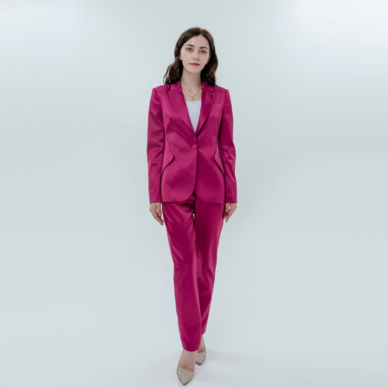 Pantalon crayon pour femme avec éclat