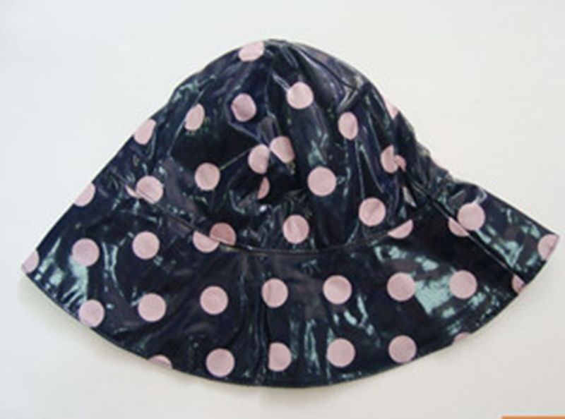 Fashionable PVC Black Rain Bonnet Used in Hiking, Biking, Etc.