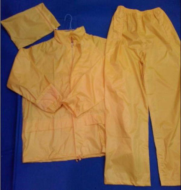 Orange Rain Gear for Hiking for Keep Warm and Resist Water