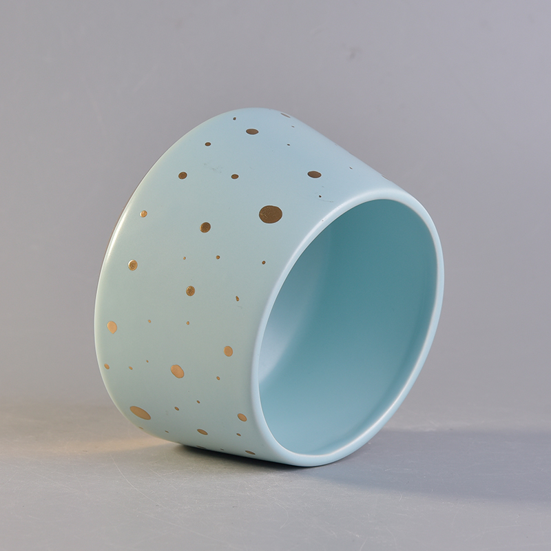 Novel design blue ceramic candle holder with gold painted