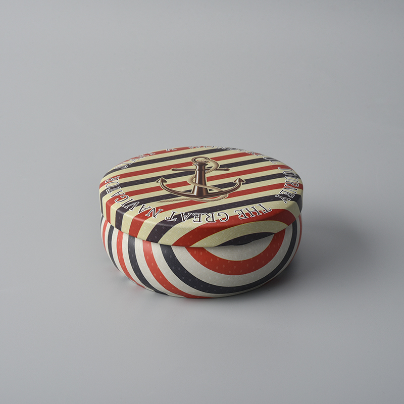 Scatola in latta da 5 once con quadro dipinto