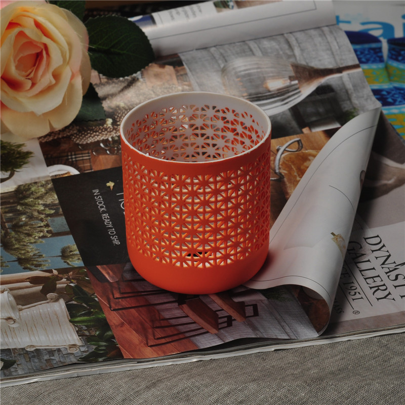 Klassische Keramik Zylinder-Kerze-Halter mit hohler für Hauptdekor