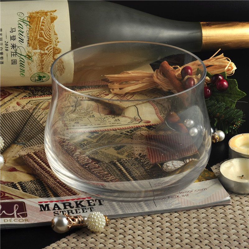 清晰阳光玻璃烛台