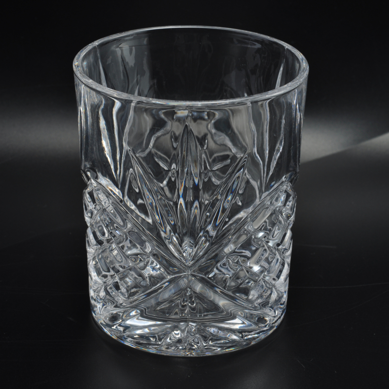 繊細なホーム ガラス キャンドル ホルダー ガラス カップ飲みは