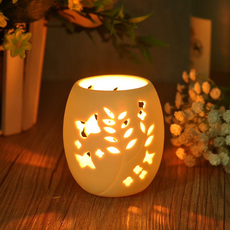 卵形の磁器キャンドルホルダー