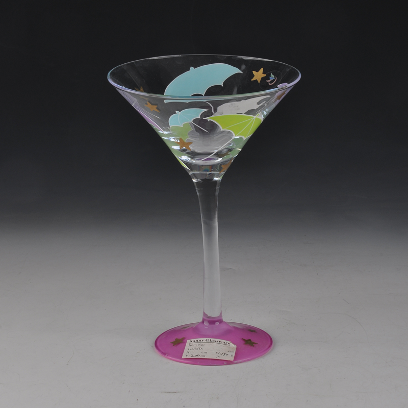 Copo de vidro bebendo pintado à mão da haste longa para Martini