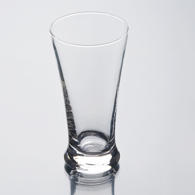 Machine blown glass tumbler