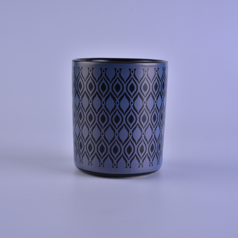 Popular classical scarf pattern on ceramic candle holder