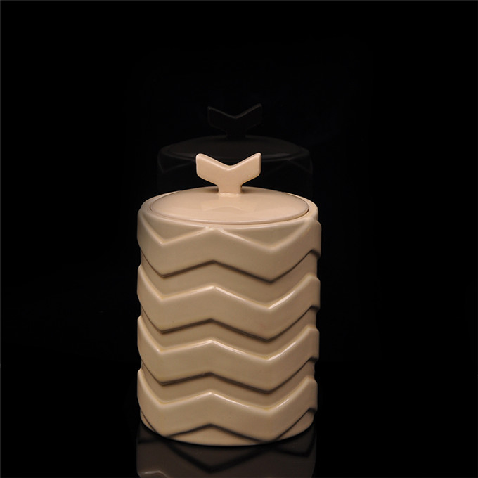 正在等待翻译……