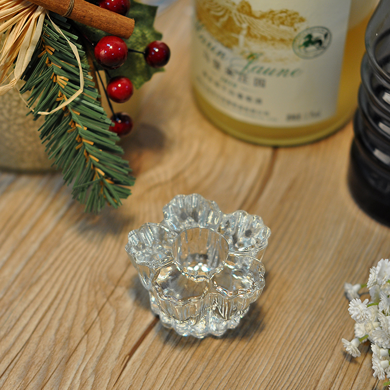 Small flower candle holder