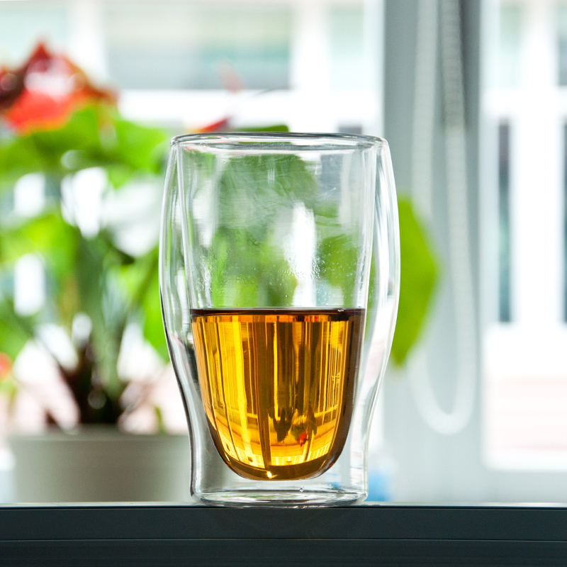 двойная стена стеклянная кружка