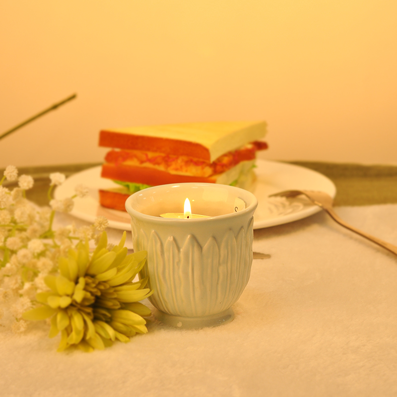 flower shape candle holder