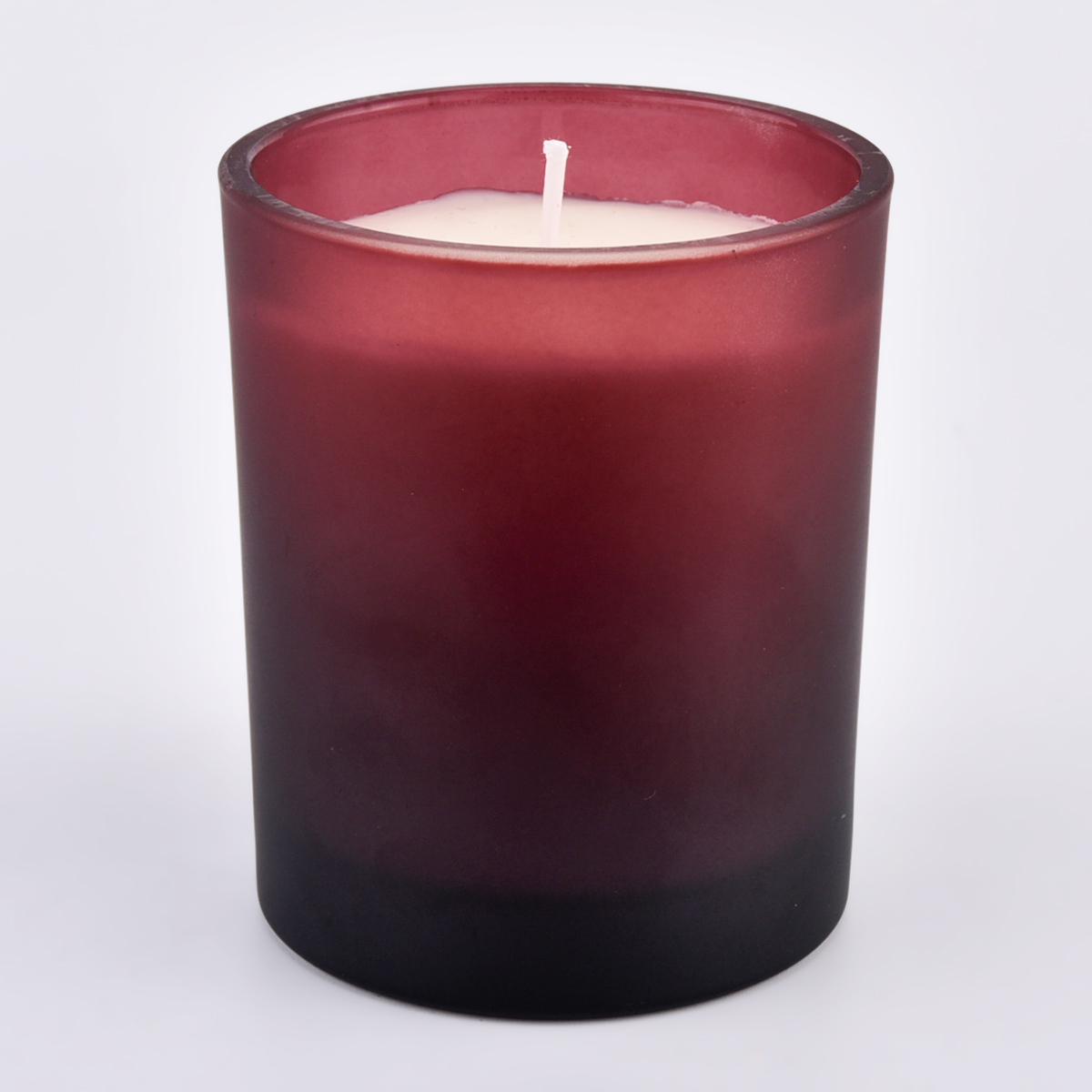 Matowe szklane naczynia świecowe na sezon wakacyjny