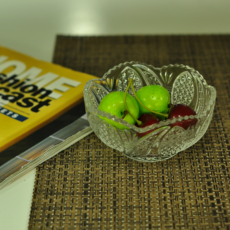 ciotola di vetro con 213ml