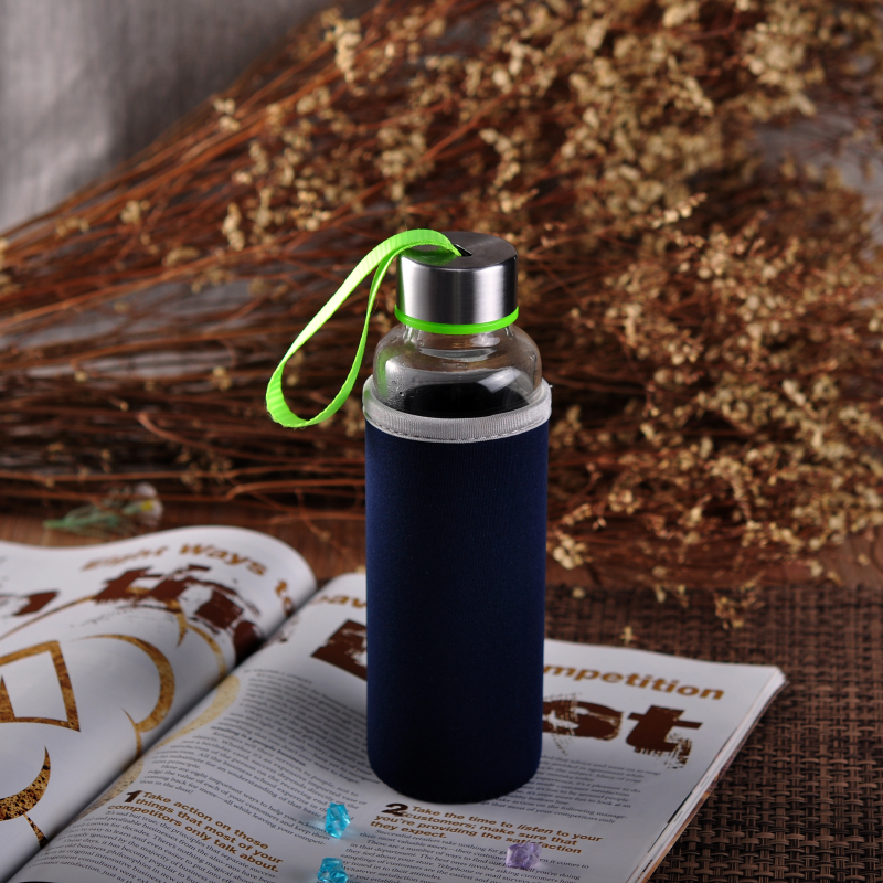 high borosilicate glass sports bottle with cotton protective clothing