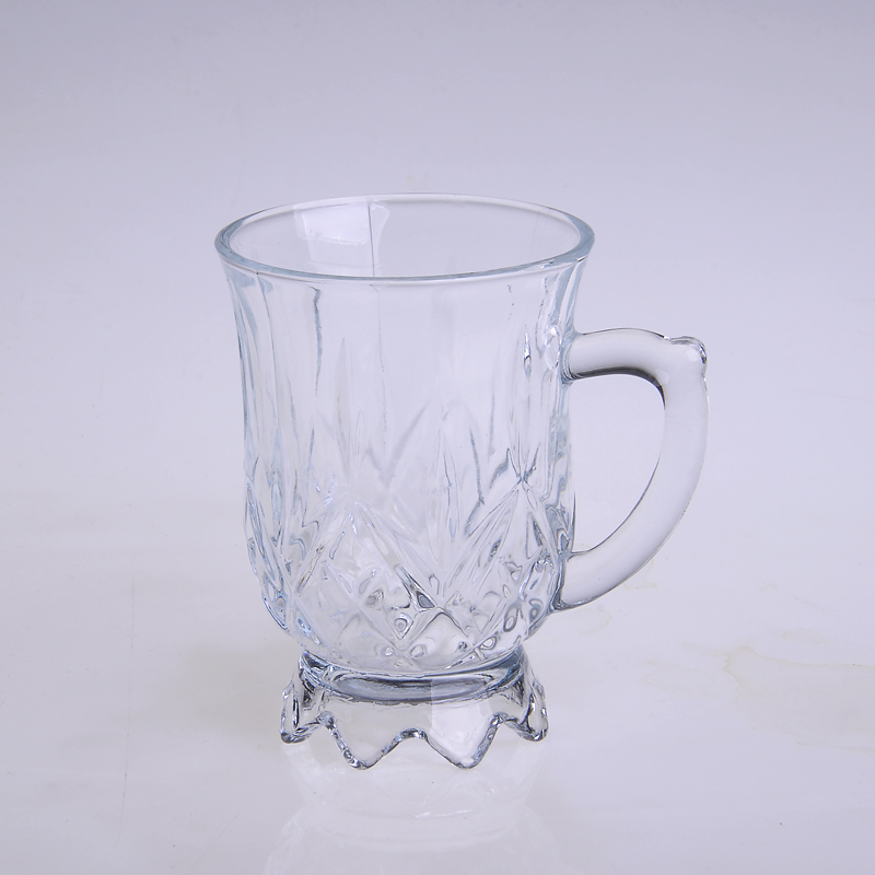 large capacity of beer glass