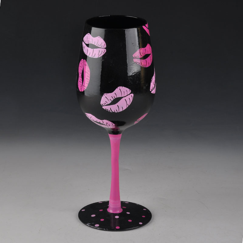 lábios pintados de vidro martini