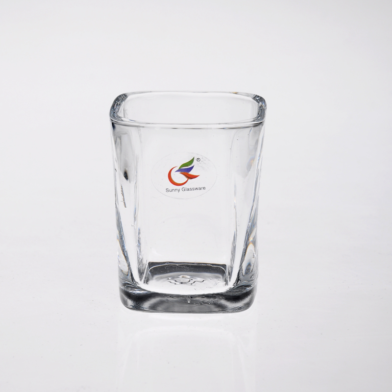 máquina pressionado vidro tiro certeiro