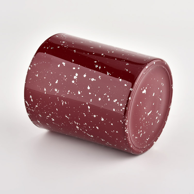 キャンドルメーカーのための純粋な赤い蝋燭の船