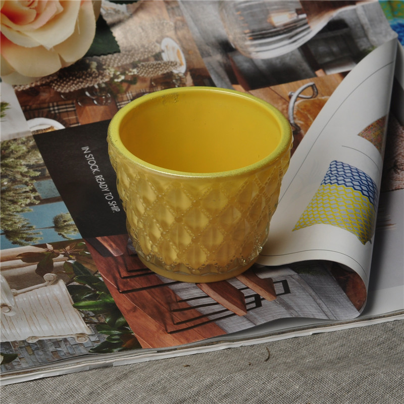 обету распыляется цветное стекло держатель свечи оптом в Китае