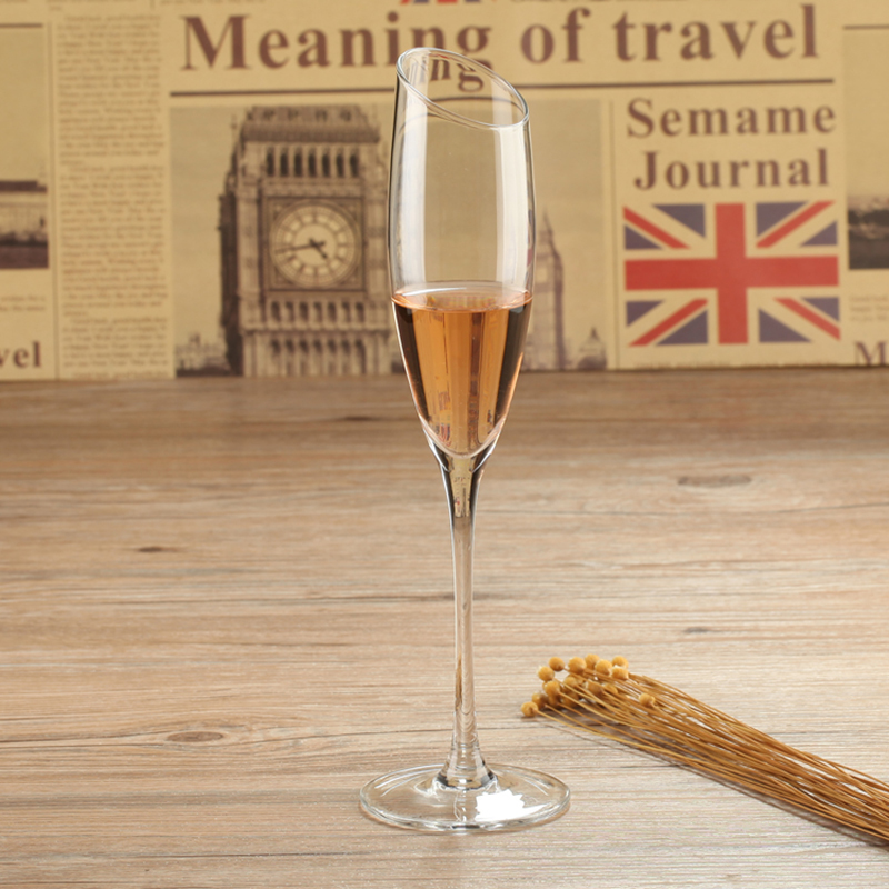 wine glasses in bulk