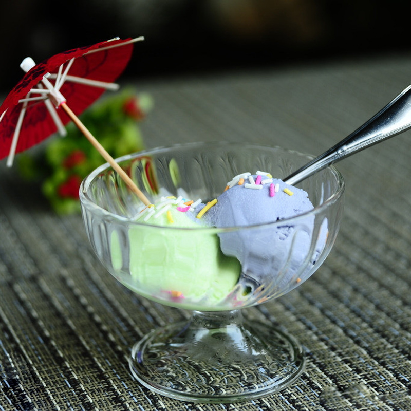 Clear glass ice cream bowls