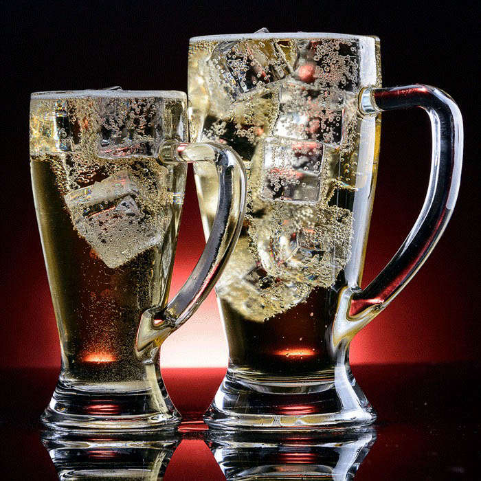 glass beer mug with handle
