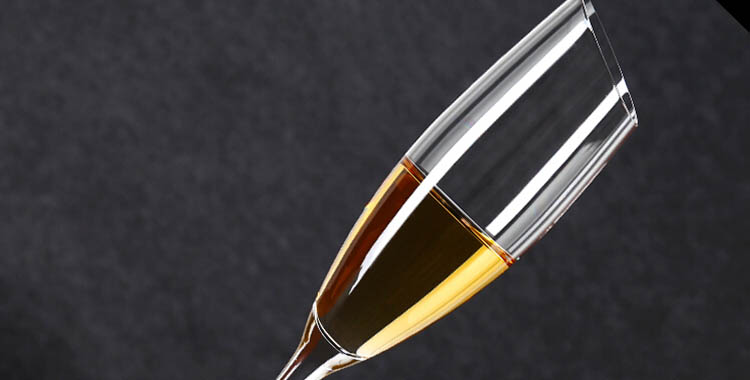 Hand blown crystal champagne flutes