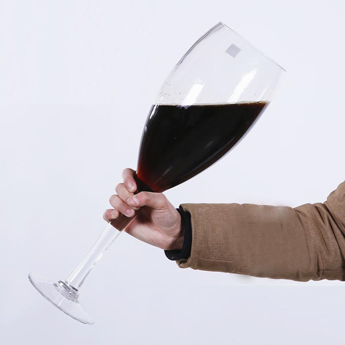 large drinking glasses drinkware