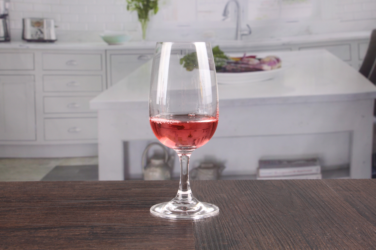 Red wine goblets