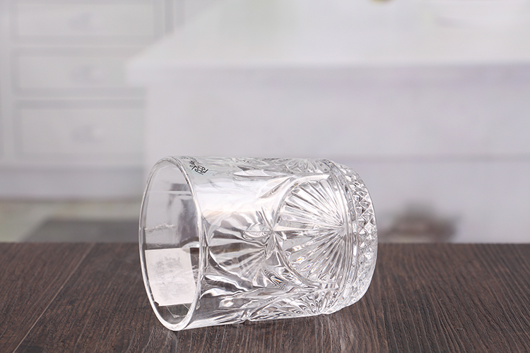 Cut Glass Whisky Tumblers suppliers