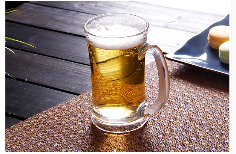 glass beer mugs