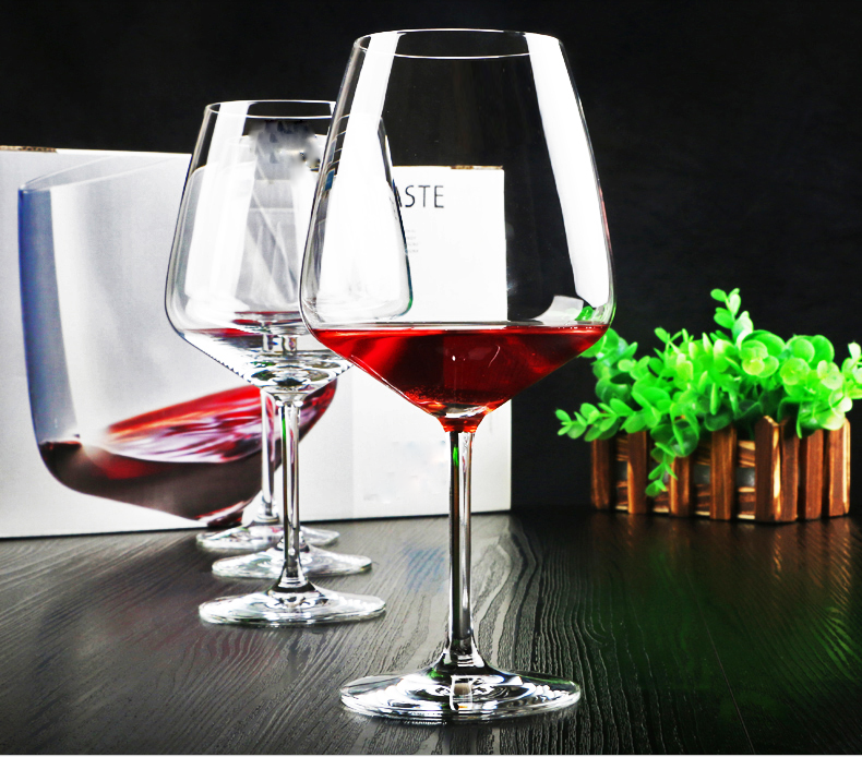 wine glass manufacturer