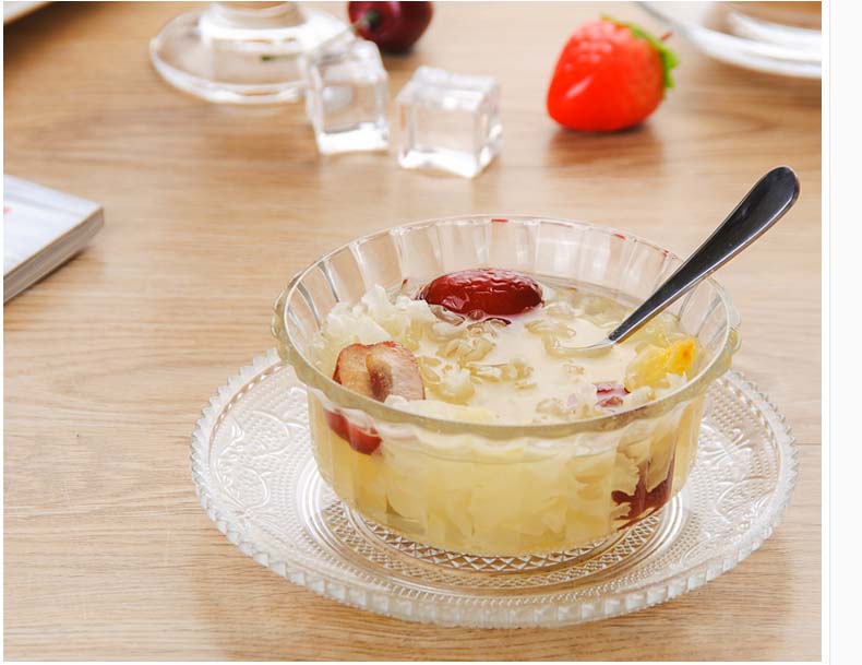 glass dessert bowls