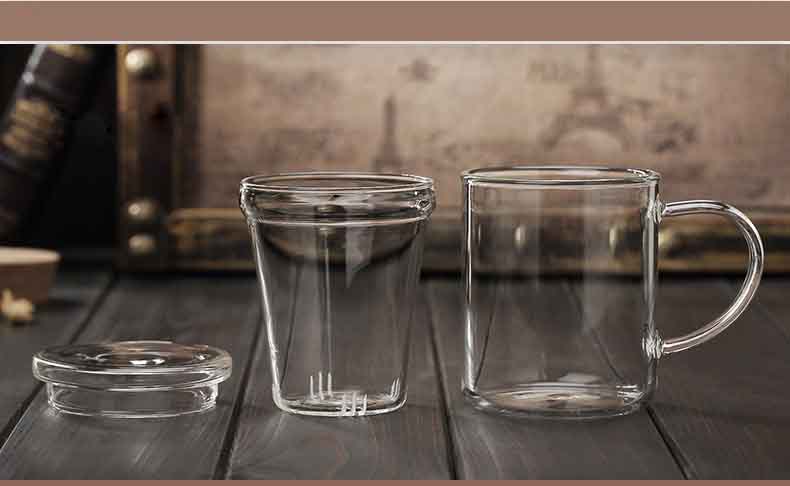 clear glass tea cups