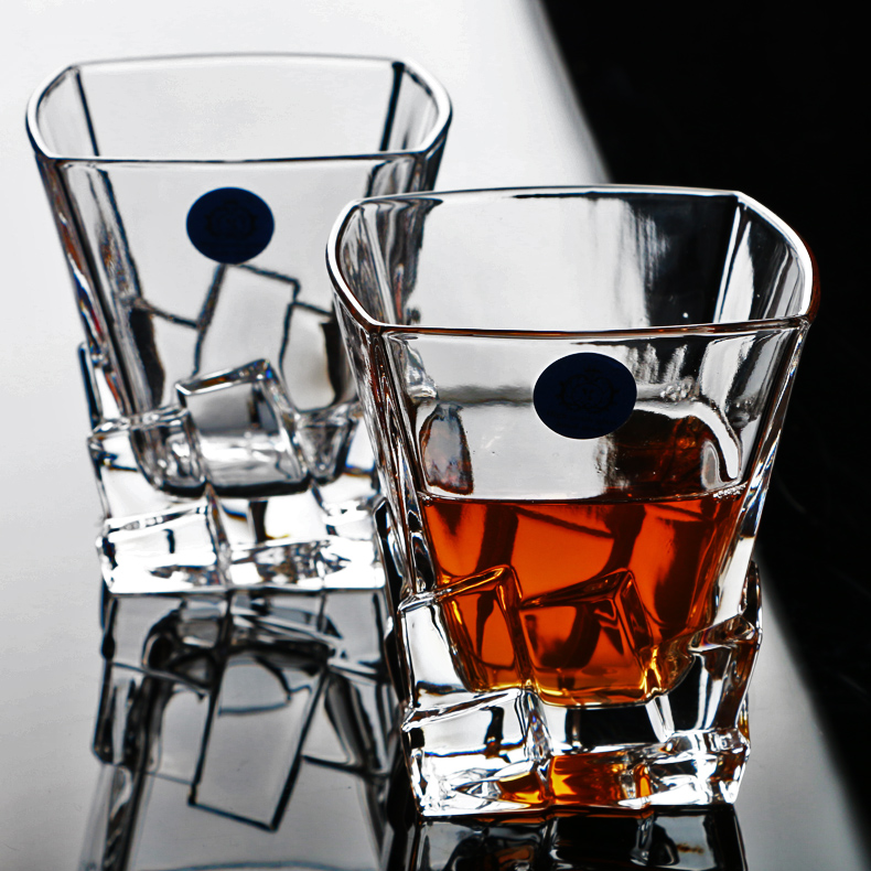 scotch whisky glasses