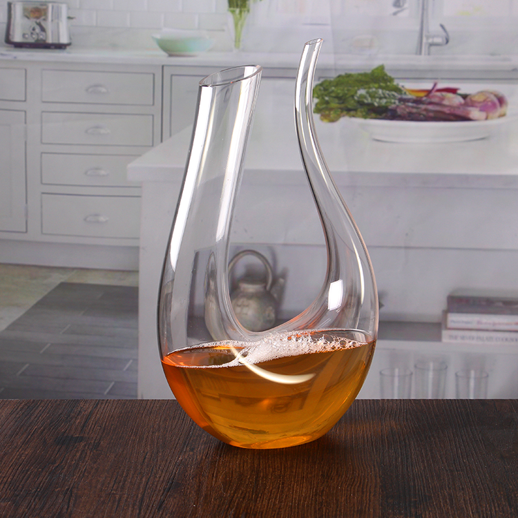 Crystal wine decanter