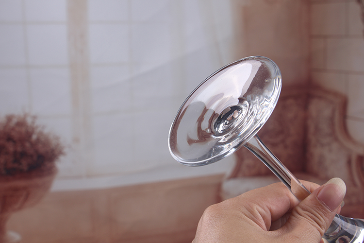 Champagne glasses crystal